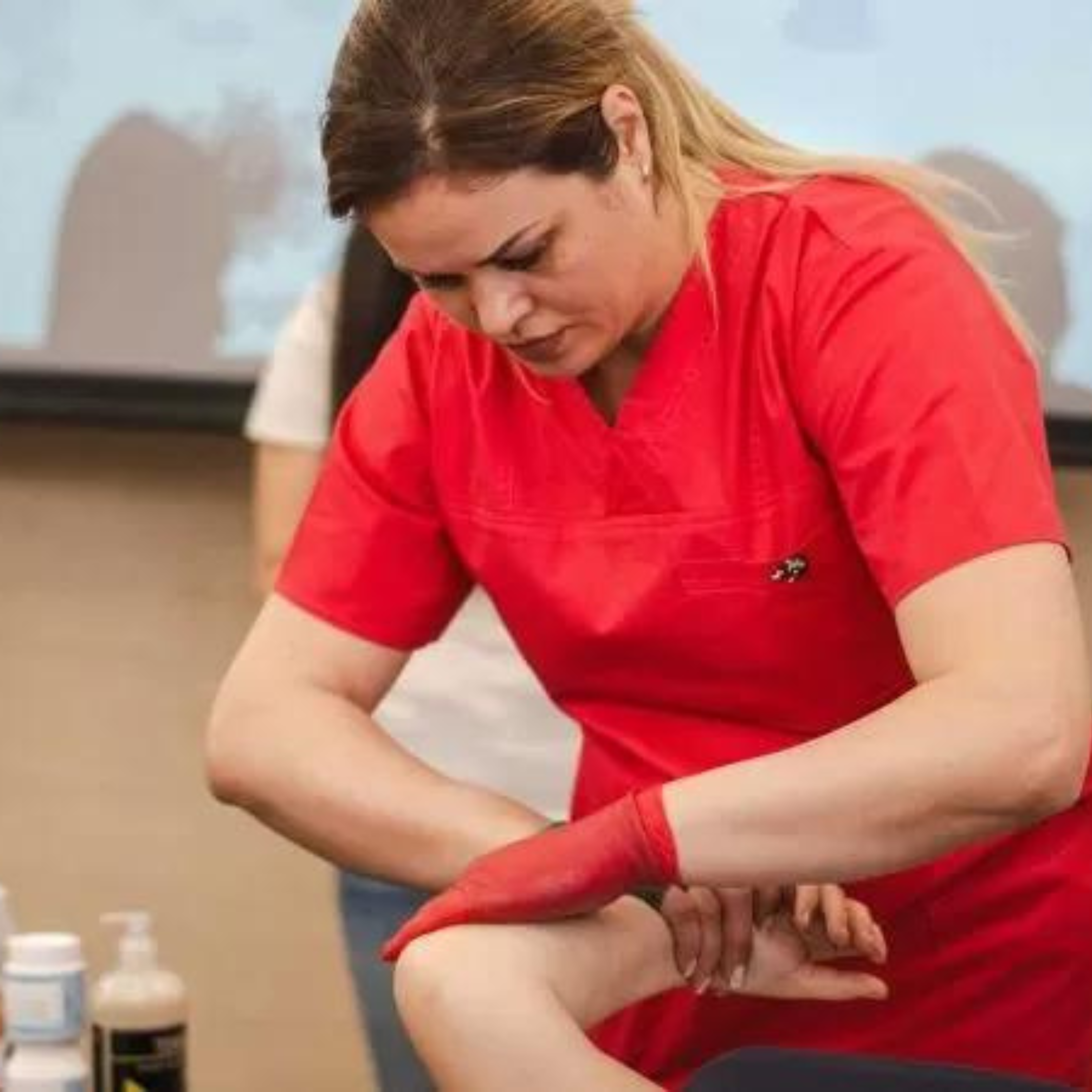 Marinela Petrișor - Masterclass Epilare cu Pastă de Zahăr - Sugaring Sibiu